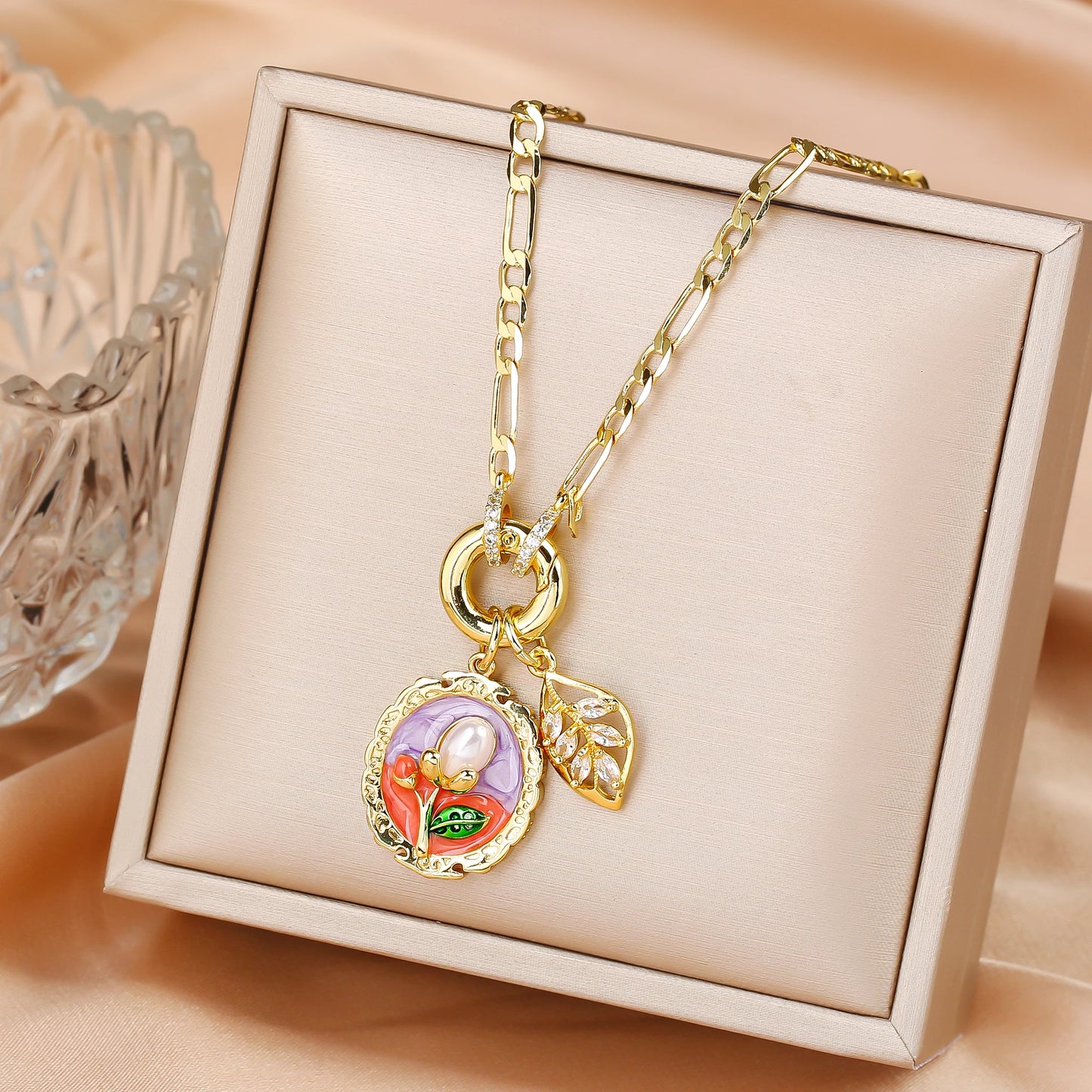 Hot Sale Metal Oil Drop Ocean Series Flower Pearl Leaf Pendant Necklace Charming For Woman Girl Casual Vacation Jewelry Gift