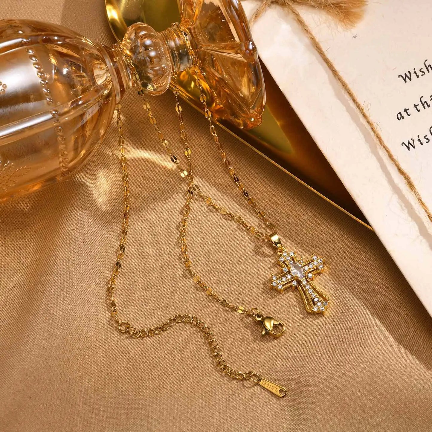 Vnox Christian Religion Necklaces For Women Men,Stainless Steel Chain Cross Pendant Charm Necklace,Classic Gold Plated Jewelry