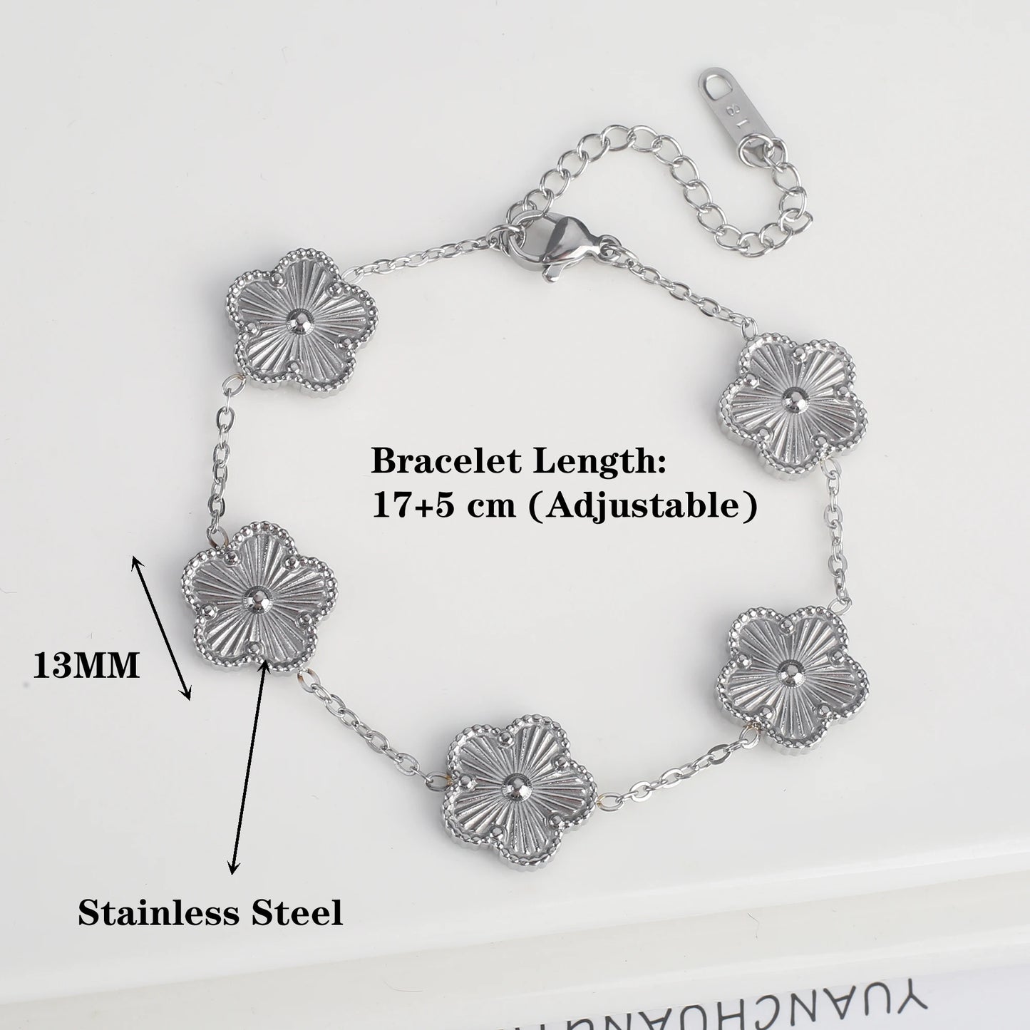 Light Luxury Fashion Stainless Steel Five Leaf Flower Adjustable Bracelet Vintage for Men Women Fashion Wrist Jewelry Clover