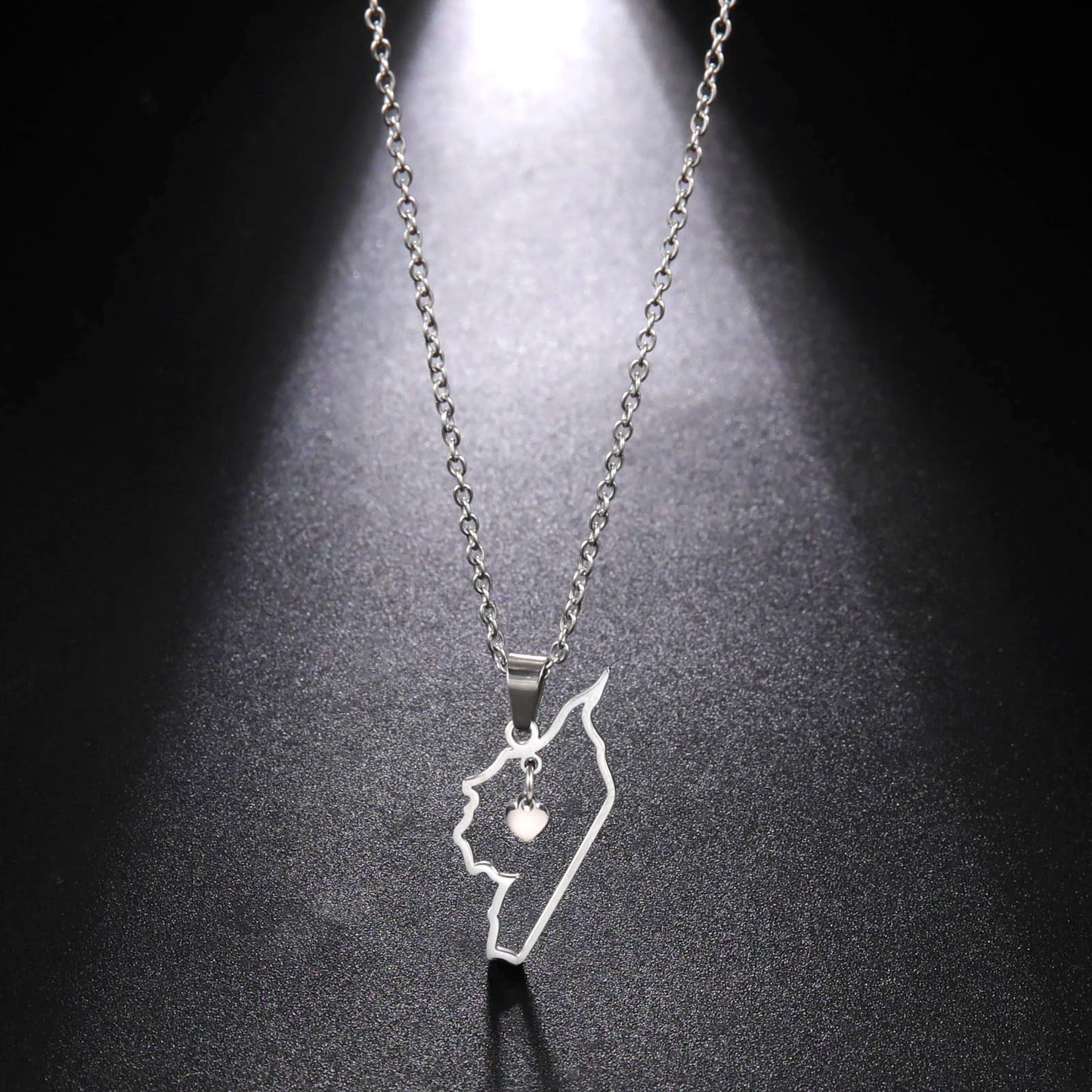 LIKGREAT Trendy Syria Map Flag Pendant Necklaces Stainless Steel Syrians Map Hiphop Jewelry Gift for Women Men