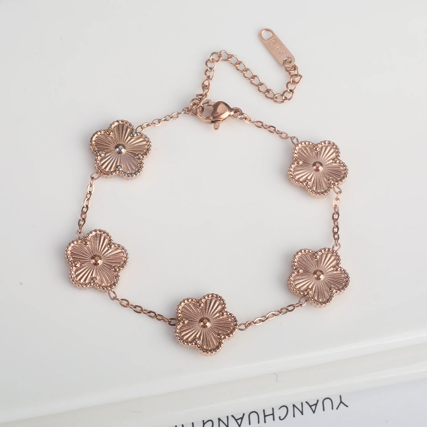 Waterproof Clover five-leaf flower Metal Laser Stainless Steel Jewelry Set Classic for Woman Luxury Party Jewelry Daily Wear