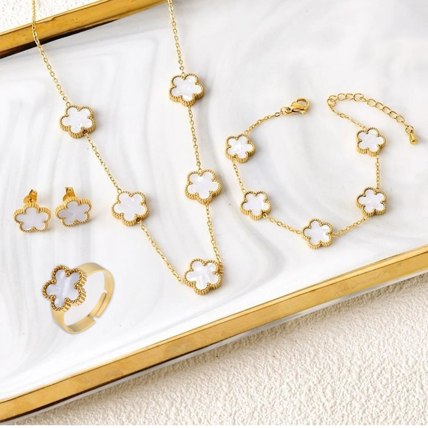 New Creative 4Pcs Stainless Steel Five Leaf Flower Bracelet Necklace Earrings Rings Set for Women Fashion Party Jewelry Clover