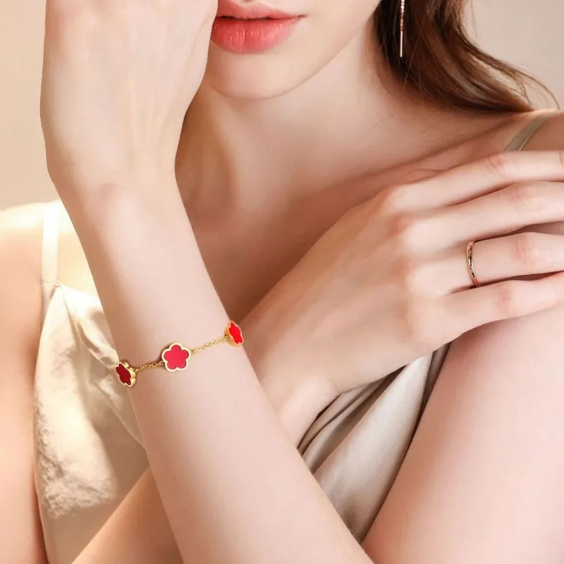 1Pc 18K Gold Plated Five-Leave Flower Design Stainless Steel Bracelet for Women Girl, Elegant Floral Style Hand Decor Bracelet