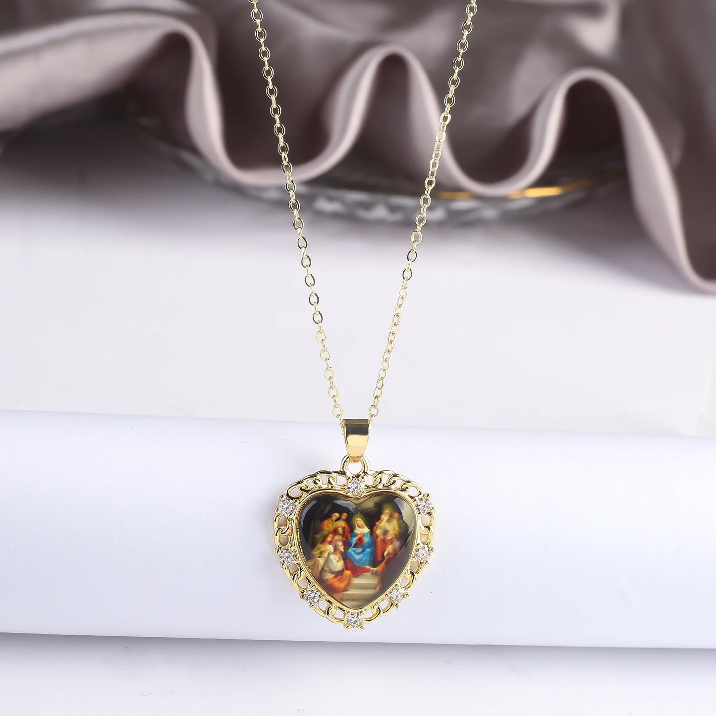 9 Style Fashion Virgin Mary St. Jude Pendant Necklace Classic for Religious Figures Jewelry Choker Chain Daily Wear Party Gift