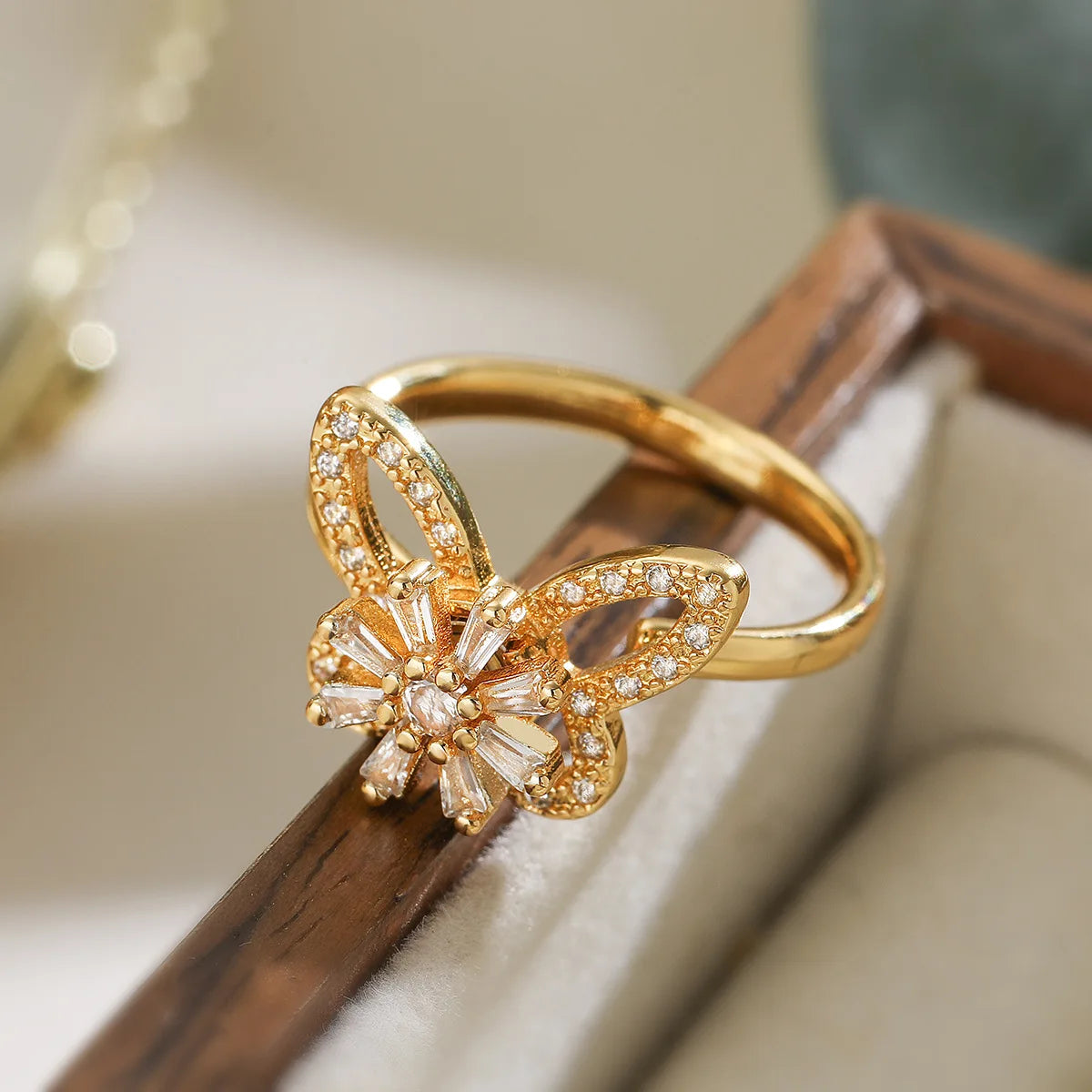 Versatile Flower Rotatable Cubic Zirconia Size Adjustable Rings For Women Gold Copper Metal Ring Party Jewelry