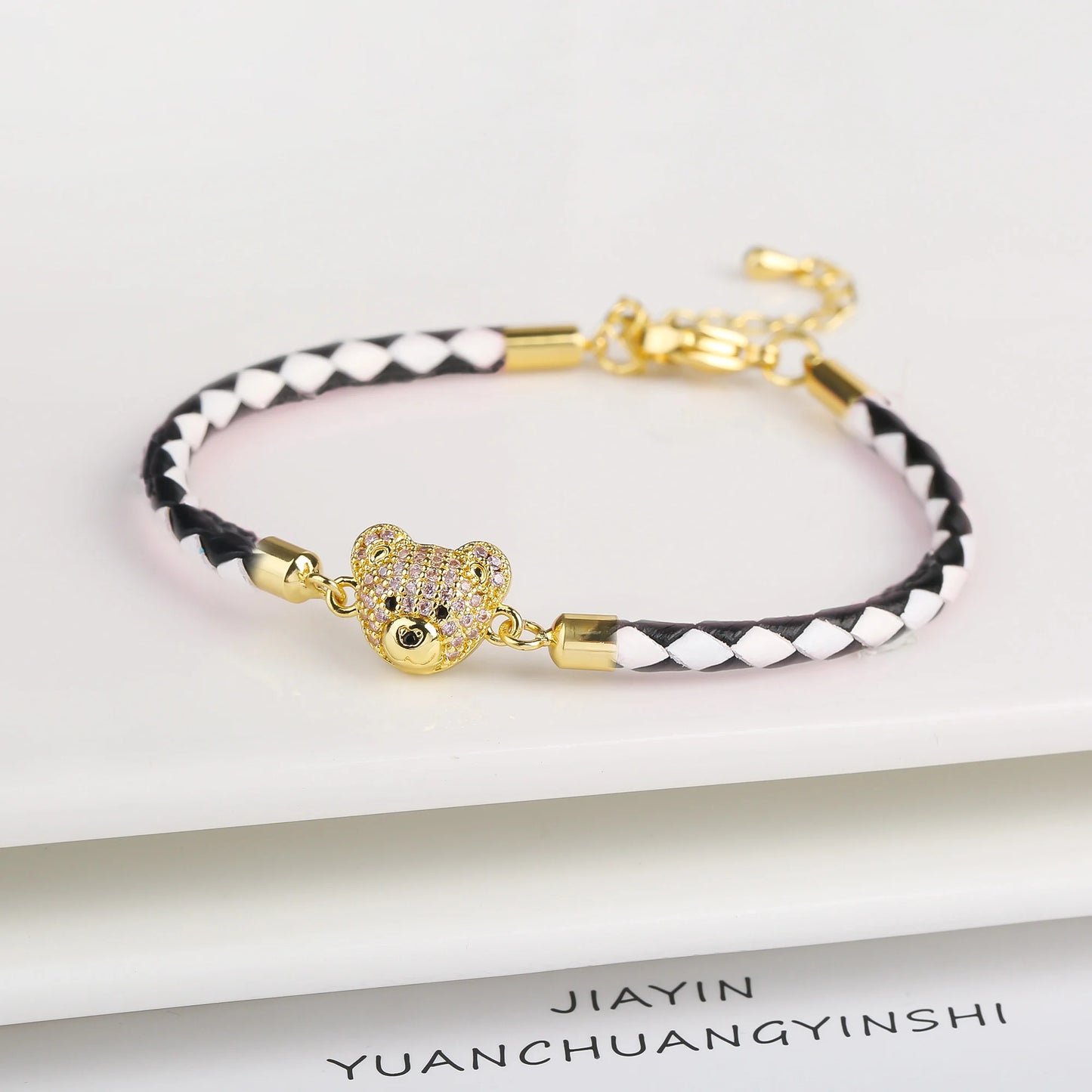 Adjustable Leather Braided Zirconia Bear Bracelet Classic Woman Animal Bracelet Fashion for Party Jewelry Gift Accessories
