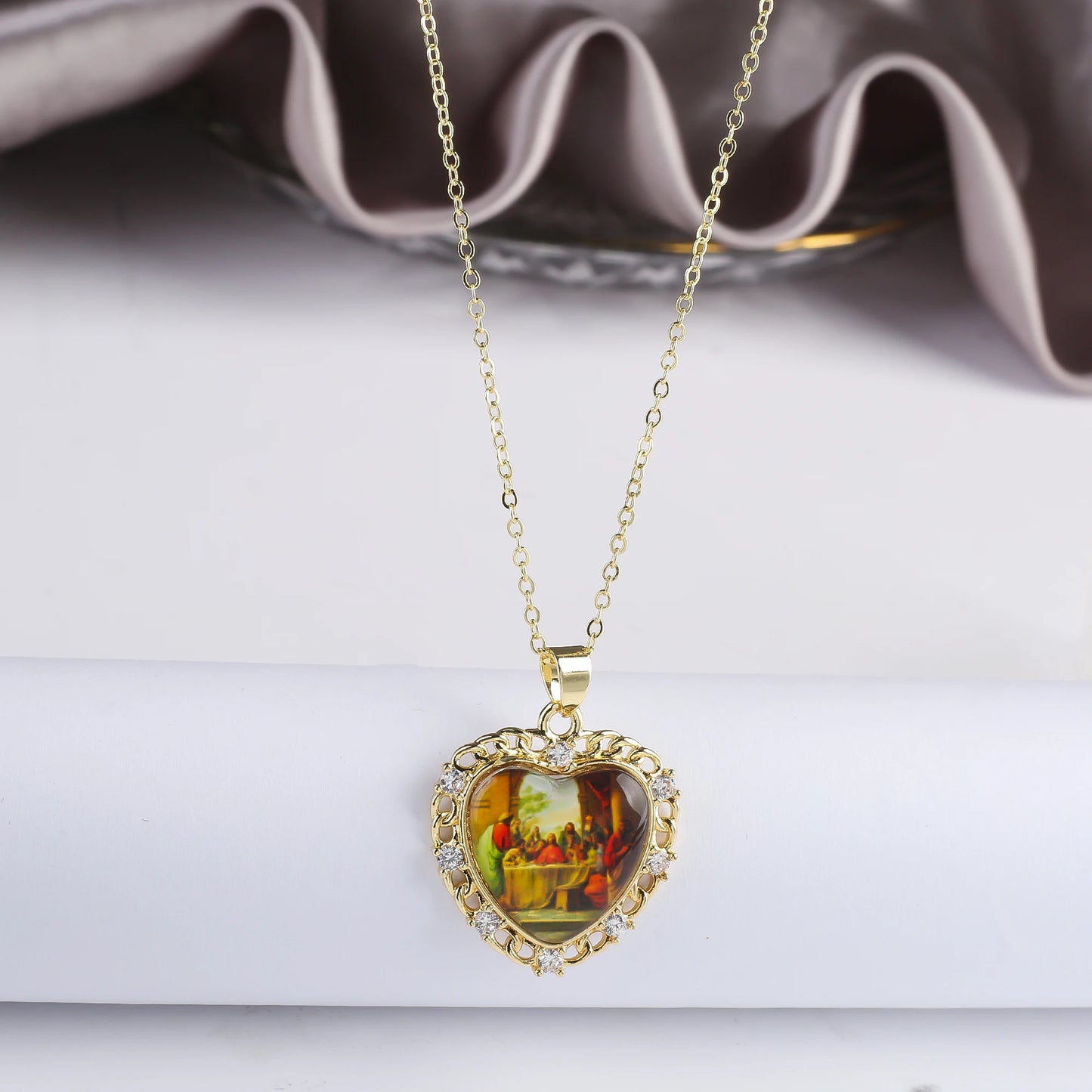 9 Style Fashion Virgin Mary St. Jude Pendant Necklace Classic for Religious Figures Jewelry Choker Chain Daily Wear Party Gift