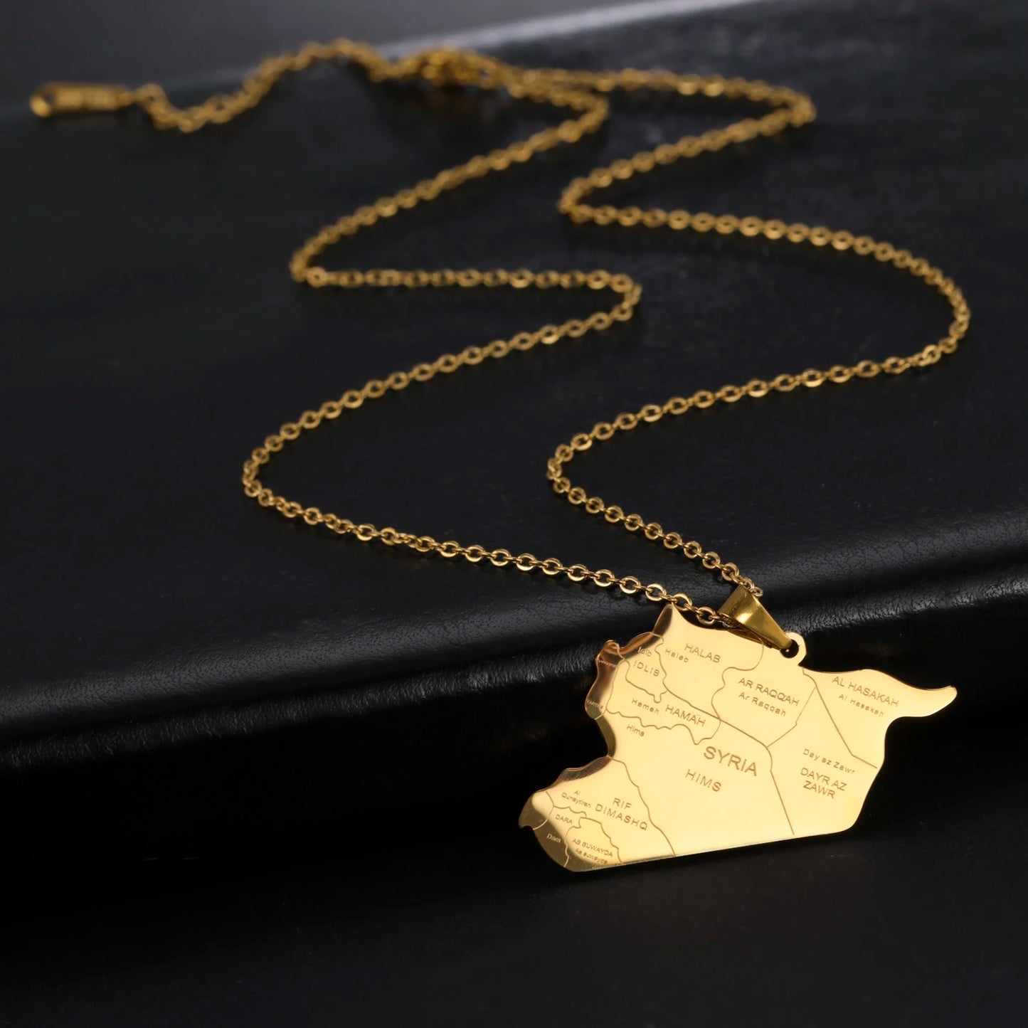 LIKGREAT Trendy Syria Map Flag Pendant Necklaces Stainless Steel Syrians Map Hiphop Jewelry Gift for Women Men