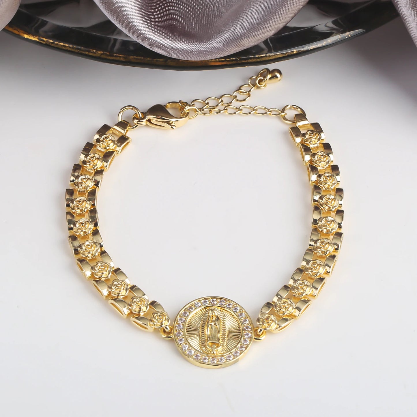 New Design Rosette Chain Virgin Mary Bracelet Fashion Woman Adjustable Bracelet Delicate Birthday Party Jewelry Gift Wholesale
