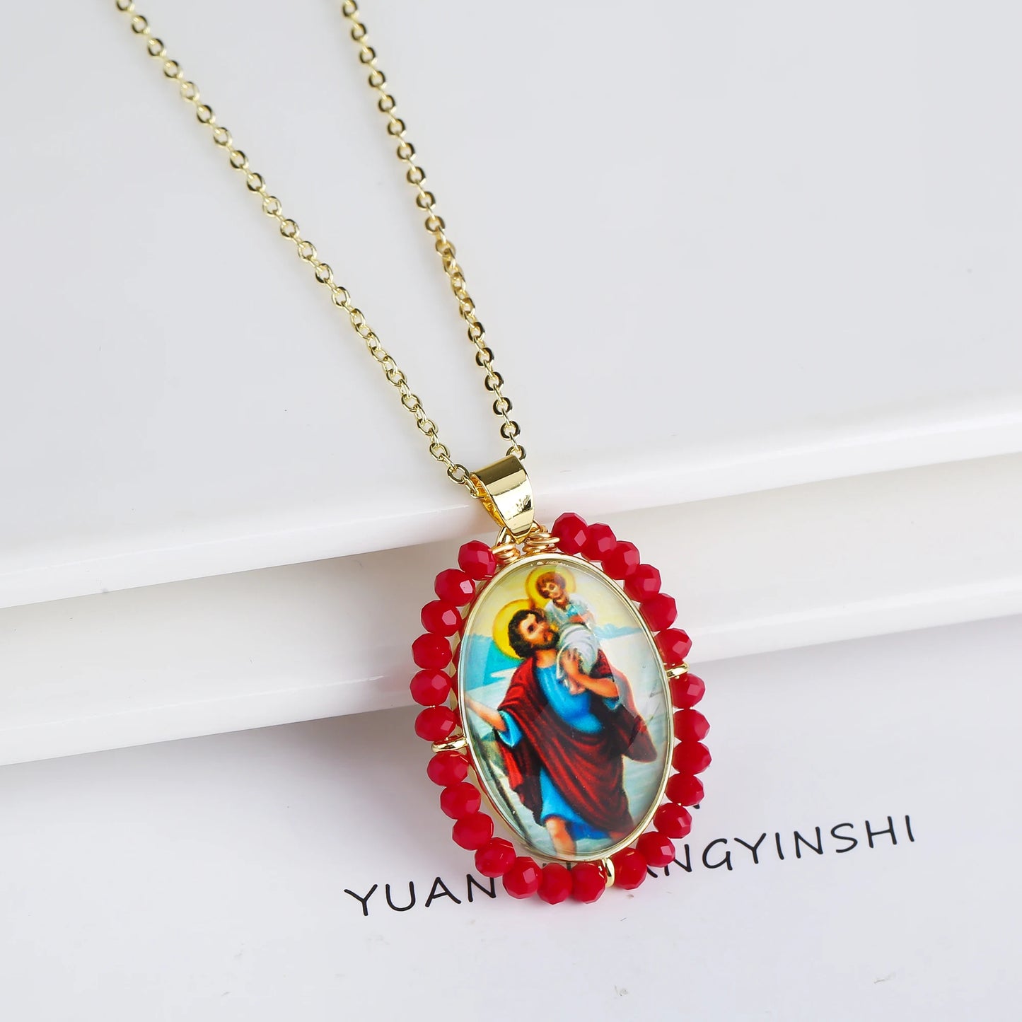 Fashion Shiny Crystal Oval Pendant Necklace High Quality Religious Characters Jewelry Luxury for Man Woman Jewelry Daily Wear