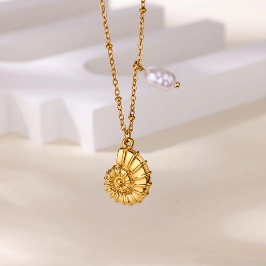 Free Shipping Beach Counch Pendant Necklace for Women Stainless Steel Chain Collar Imitation Pearl Necklaces Wedding Jewelry