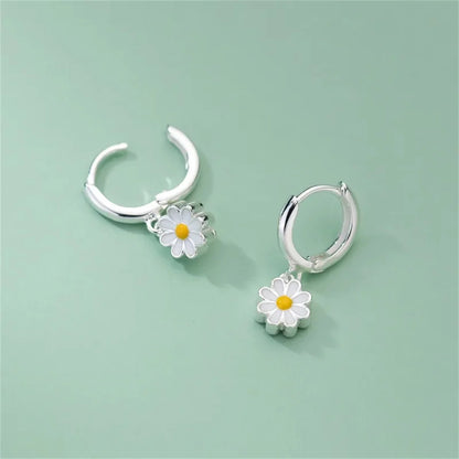 2/4Pcs Stainles Steel Sweet Flower Hoop Earrings For Women,New Fashion Round Ring For Wedding Party Temperament Ear Jewelry Gift