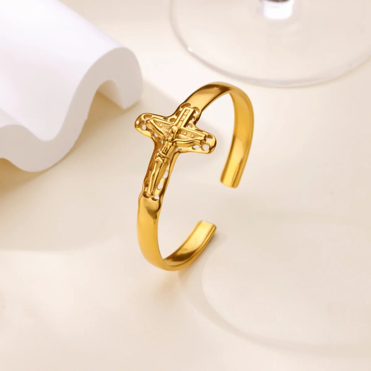 Free Shipping Classic Cross Bracelet Bangle For Women Stainless Steel Gold Color Exquisite Bracelet Wedding Couple Jewelry