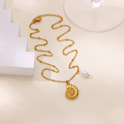 Free Shipping Beach Counch Pendant Necklace for Women Stainless Steel Chain Collar Imitation Pearl Necklaces Wedding Jewelry