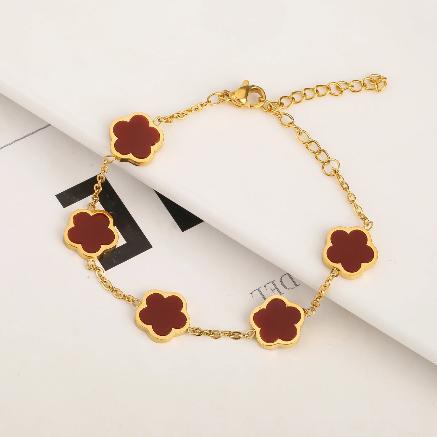 Hot Selling Stainless Steel Single Sided Pendant Necklace With Five Leaf Flower High-Quality Jewelry For Women's Clover
