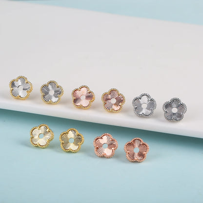 Hollow Metal Double sided Hollow Jewelry Set Sparkling Hot Selling Plum Blossom Jewelry Set Creative New Design For Women Clover