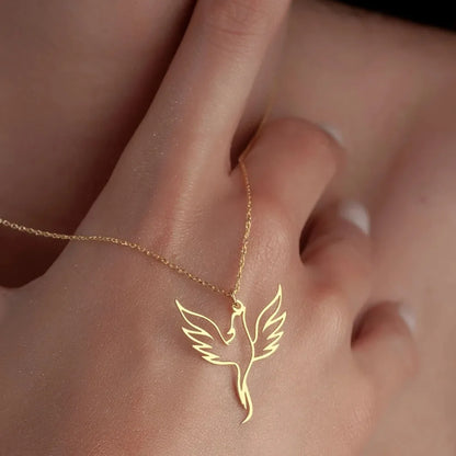 Creative Hollowed out Phoenix Necklace Made of Stainless Steel, Fashionable and Personalized Gift for Women