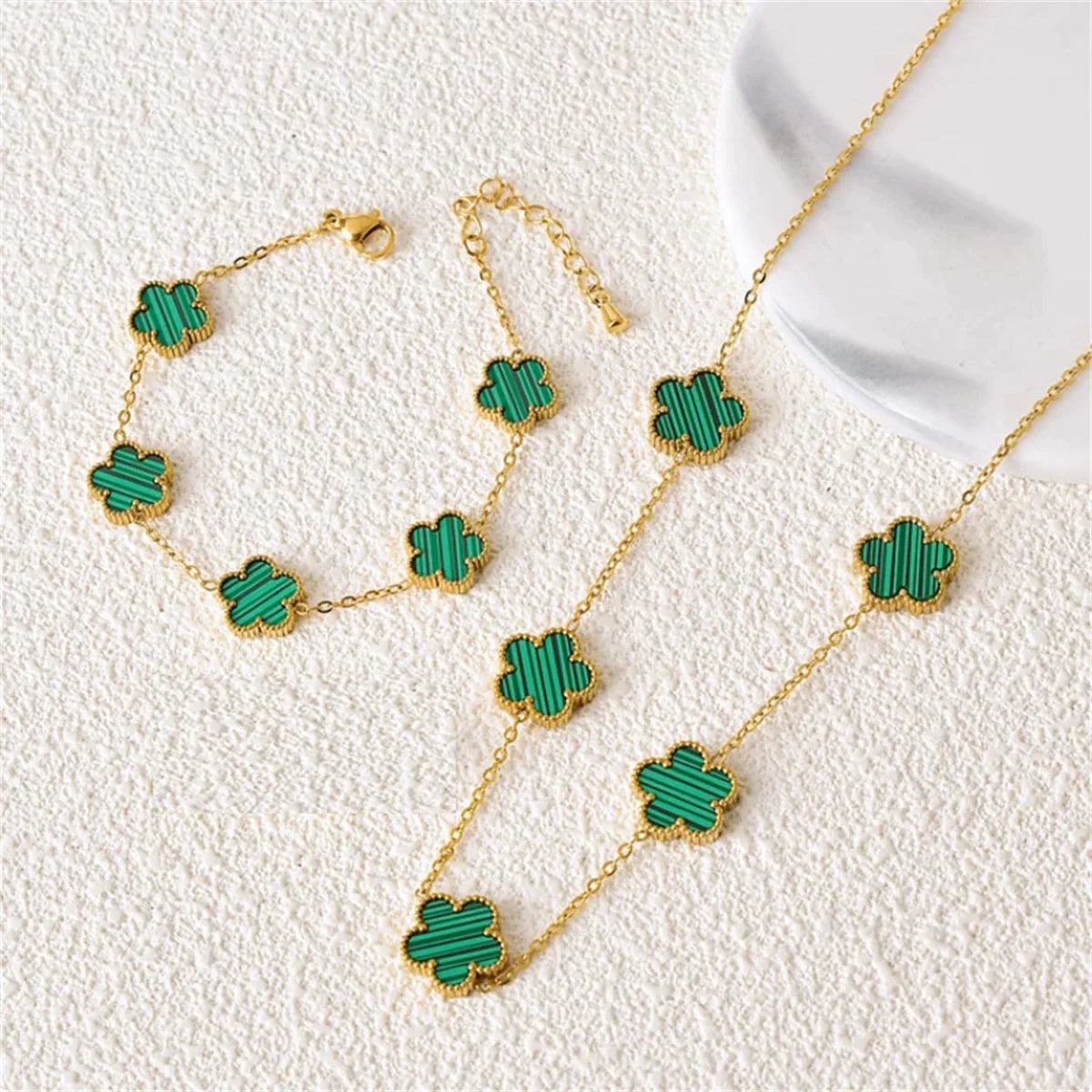 2/4Pcs 18K Gold Plated Five Leaf Flower Earring Necklace Bracelet Set for Women, Elegant Fashion Design Bracelet Jewelry Gifts