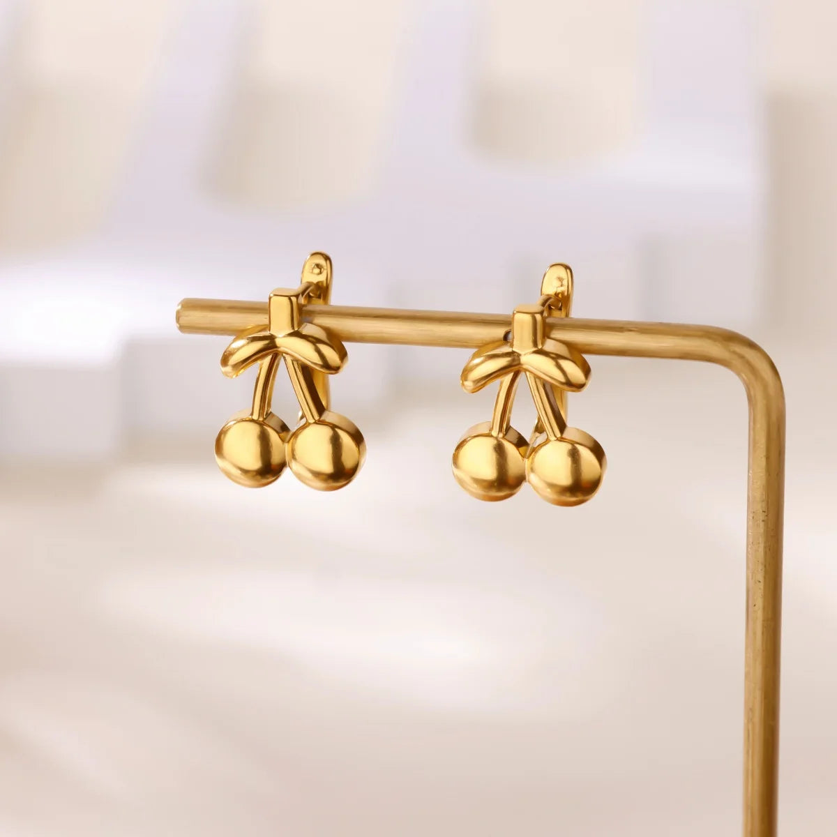 Free Shipping Vintage Cheer Hoop Stud Earrings For Women Stainless Steel Piercing Earring 2025 New Fashion Wedding Jewelry