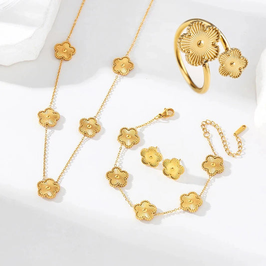 New Creative 4Pcs Stainless Steel Five Leaf Flower Bracelet Necklace Earrings Rings Set for Women Fashion Party Jewelry Clover