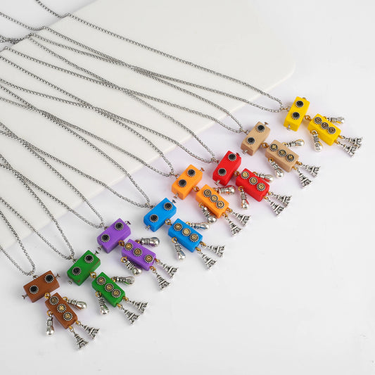 New Creative Wood Robot Pendant Necklace Personality Cartoon Sweater Chain Fashion For Men Women Party Jewelry Gift Wholesale