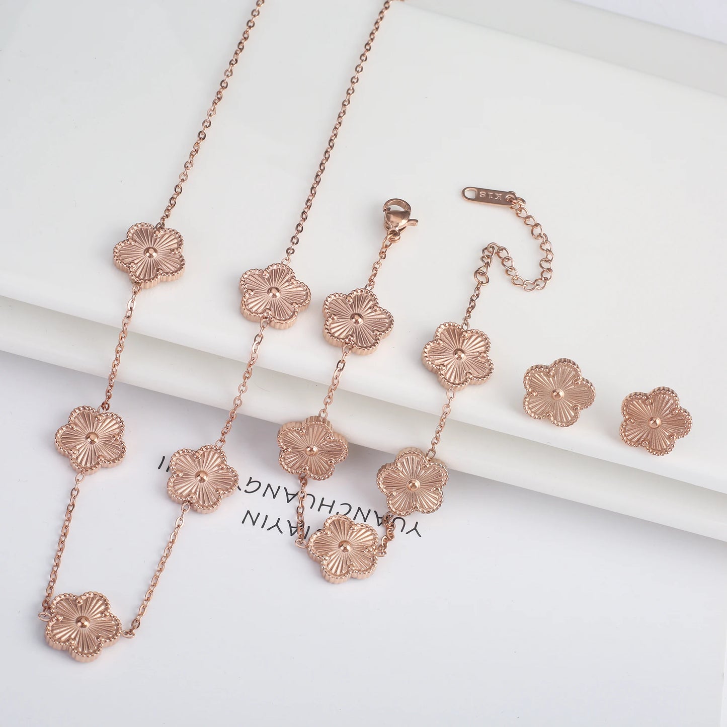Simple Stainless Steel Laser Plum Blossom Five Leaf Flower Bracelet Necklace Earrings Jewelry Set Women's Party Jewelry Clover