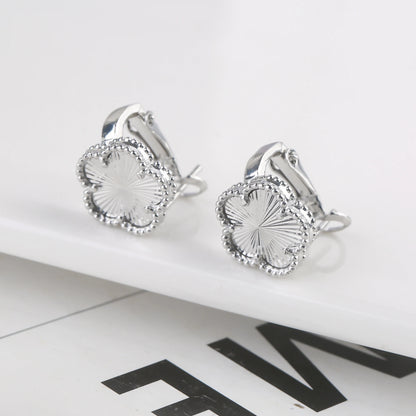 2025 Luxury Hot Selling Shiny Metal New Design Plant Five Leaf Flower Set 15mm Double Sided Women's Gilded Gift Clover