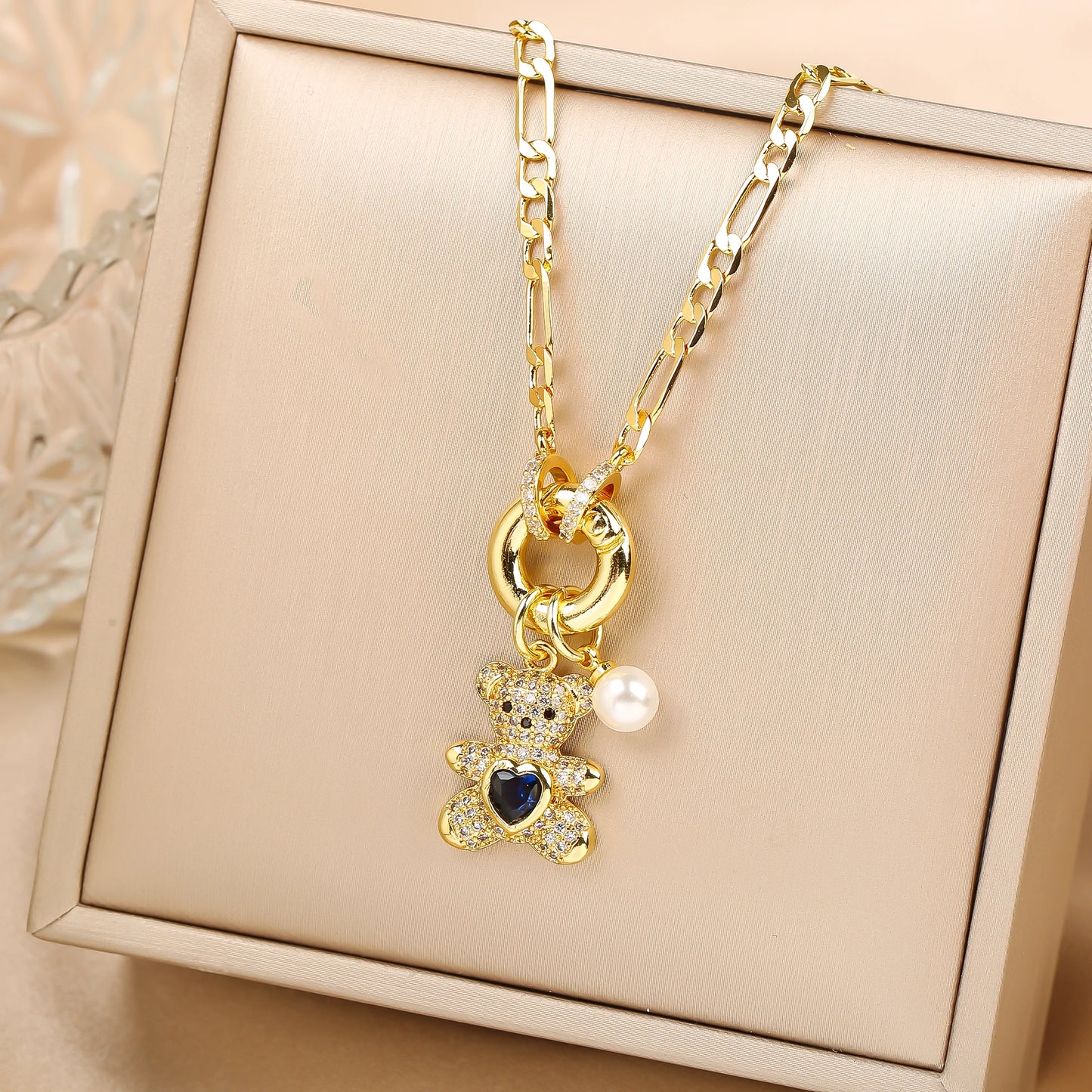 High Quality Shiny Crystal Zirconia Animal Cute Bear Pendant Necklace Choker for Woman Girl Holiday Lock Bone Chain Jewelry Gift