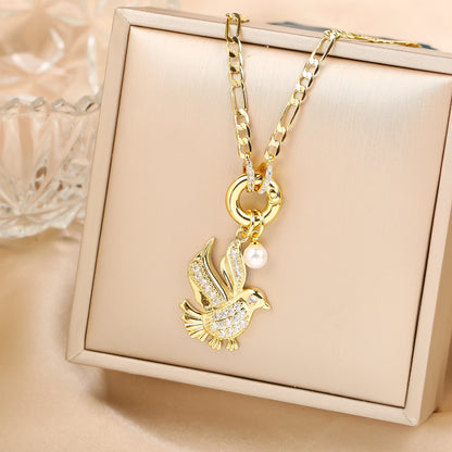 Hot Sale Gold Plated Animal Hip Hop Hummingbird Bird Pearl Pendant Necklace New Fashion Man Woman Casual Vacation Jewelry Gift