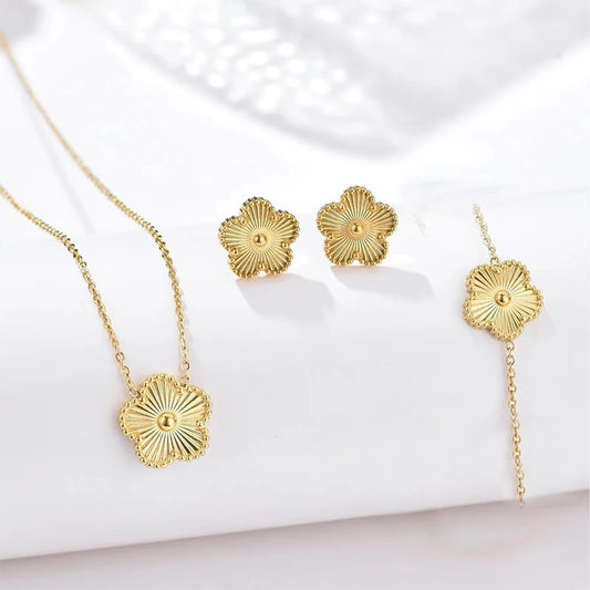 Waterproof Clover five-leaf flower Metal Laser Stainless Steel Jewelry Set Classic for Woman Luxury Party Jewelry Daily Wear