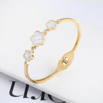 High Quality Hot Selling Plum Blossom Plant Five Leaf Flower Adjustable Bracelet Accessories For Women's Luxury Jewelry Clover