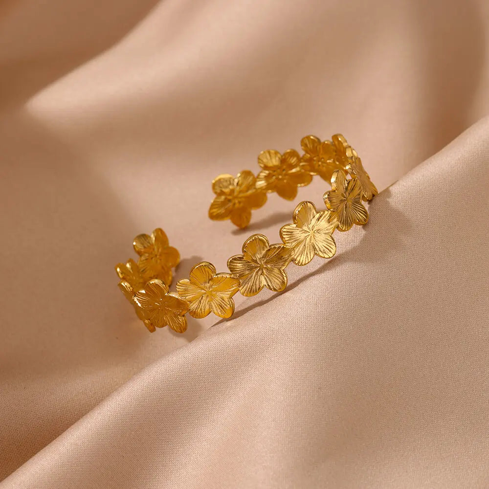 Free Shipping Classic Texture Geometric Open Bangle Bracelet For Women Stainless Steel Gold Color Exquisite Bracelet Jewelry