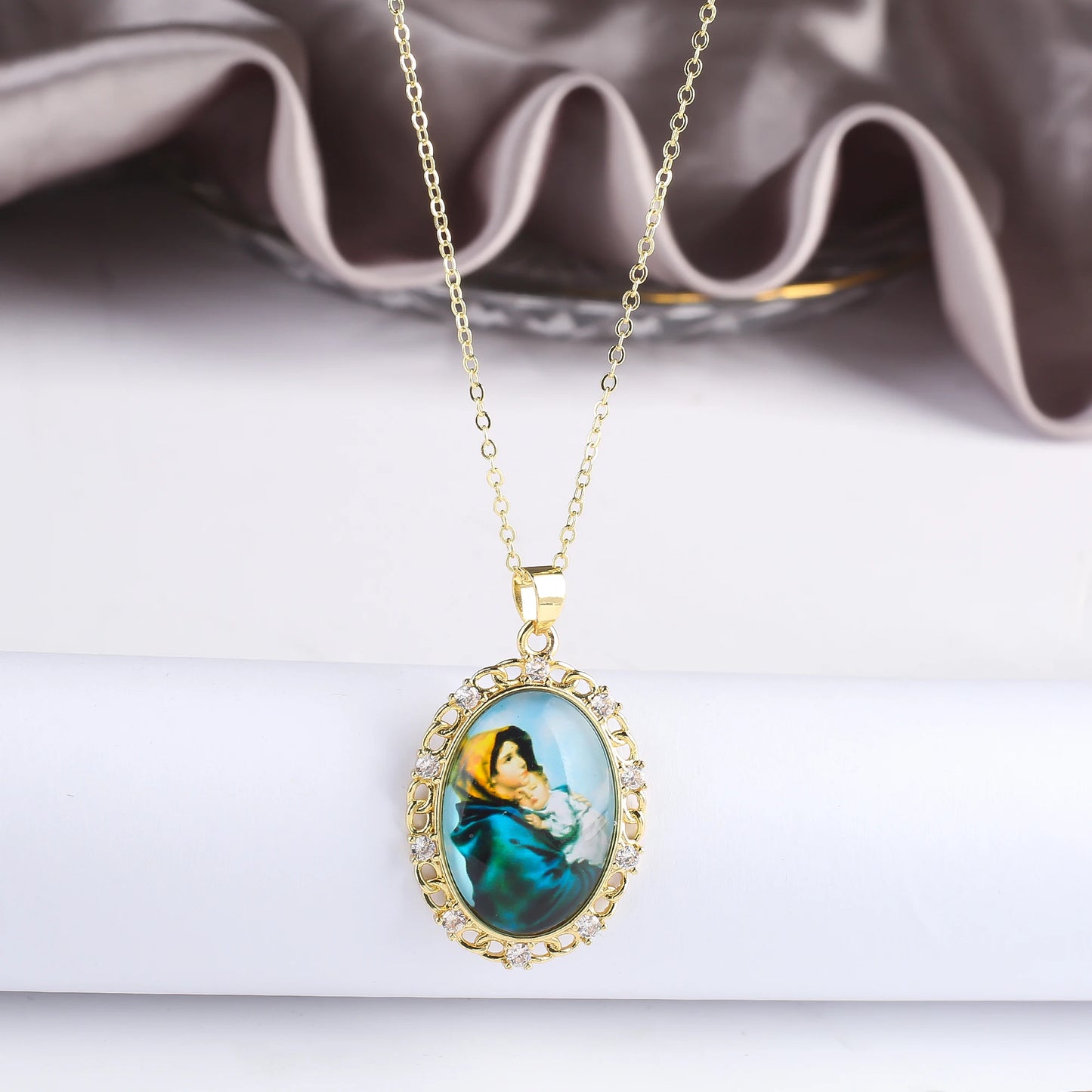 9 Style Fashion Virgin Mary St. Jude Pendant Necklace Classic for Religious Figures Jewelry Choker Chain Daily Wear Party Gift