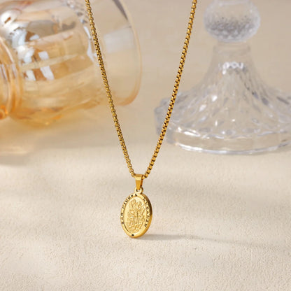 Free Shipping Vintage Oval Pendant Necklaces For Women Stainless Steel Chain Collar Necklace 2025 New Summer Beach Jewelry