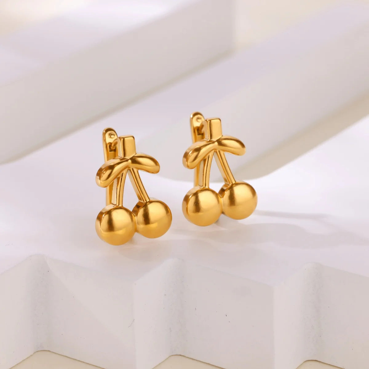 Free Shipping Vintage Cheer Hoop Stud Earrings For Women Stainless Steel Piercing Earring 2025 New Fashion Wedding Jewelry